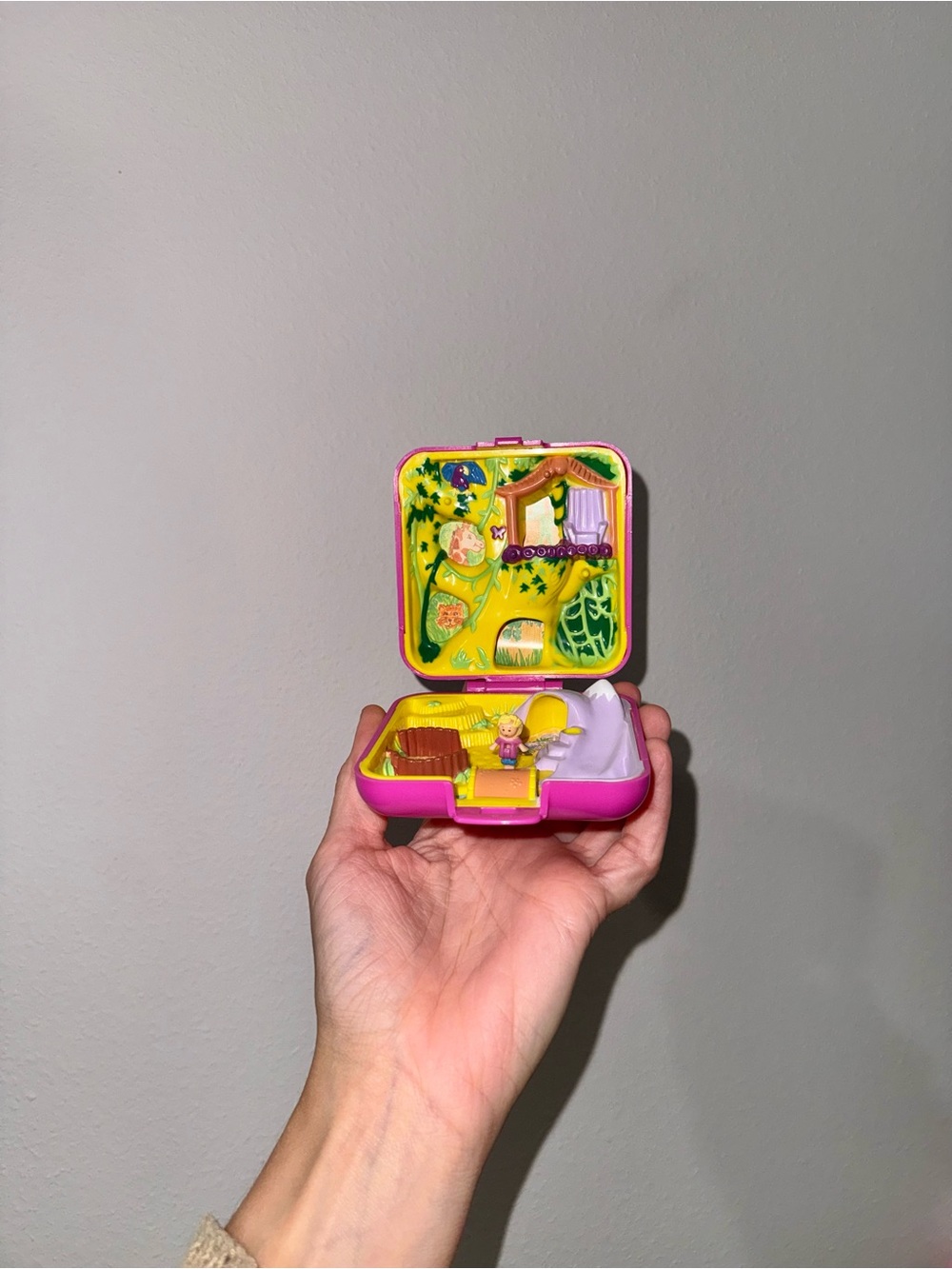Vintage 1989 Polly Pocket Wild Zoo World Bluebird Pink Compact w/ Polly Doll
